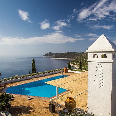 Villa Artisti Marathon Екстер'єр фото